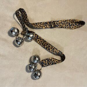 Yellow Dog‎ Design Potty Training Bells